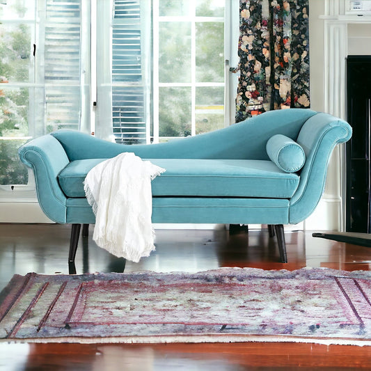 Classic Settee & Couch – Velvet Upholstery