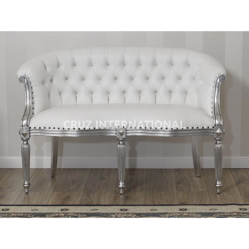 Classic James Carving Settee | Standard CRUZ INTERNATIONAL