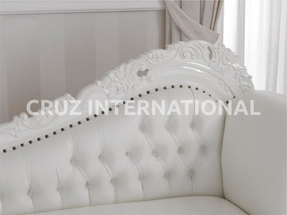 Classic Hector Carving Settee | Standard CRUZ INTERNATIONAL