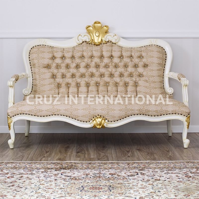 Classic Henry Carving Sofa | Standard CRUZ INTERNATIONAL