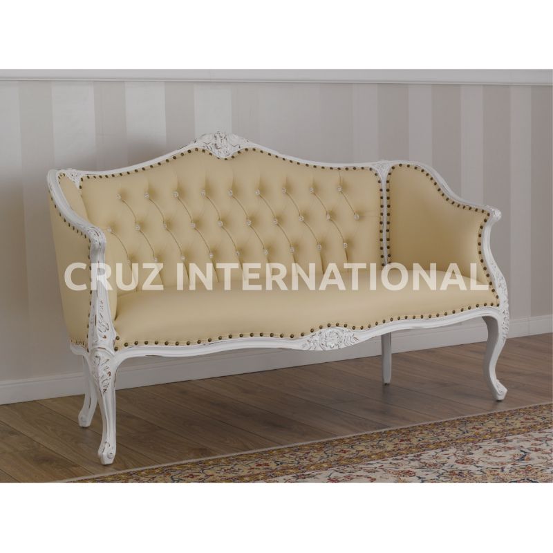 Classic Finley Carving Settee | Standard CRUZ INTERNATIONAL