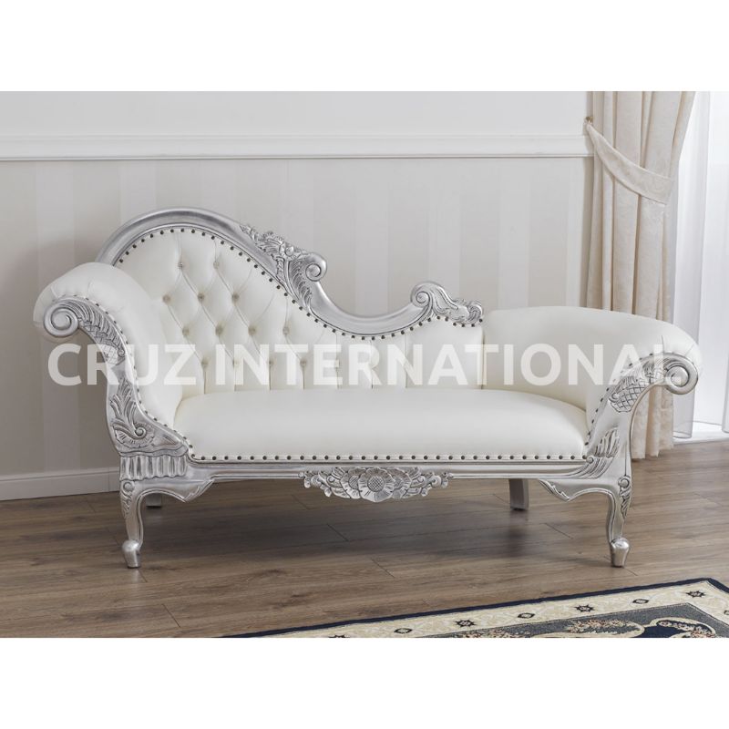 Classic Emilio Carving Settee | Standard CRUZ INTERNATIONAL