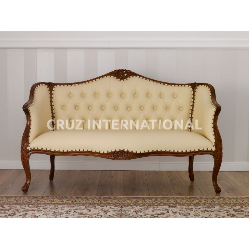 Classic Finley Carving Settee | Standard CRUZ INTERNATIONAL