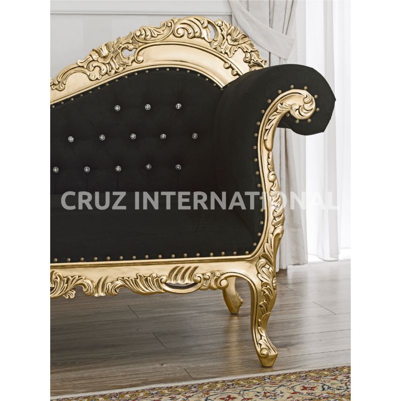 Classic Hector Carving Settee | Standard CRUZ INTERNATIONAL