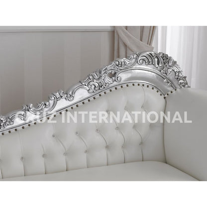 Classic Hector Carving Settee | Standard CRUZ INTERNATIONAL