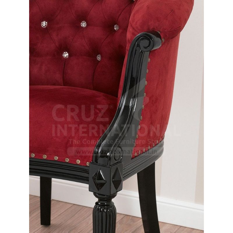 Classic Dorian Dinning Chair | Standard CRUZ INTERNATIONAL