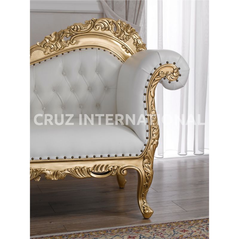 Classic Hector Carving Settee | Standard CRUZ INTERNATIONAL