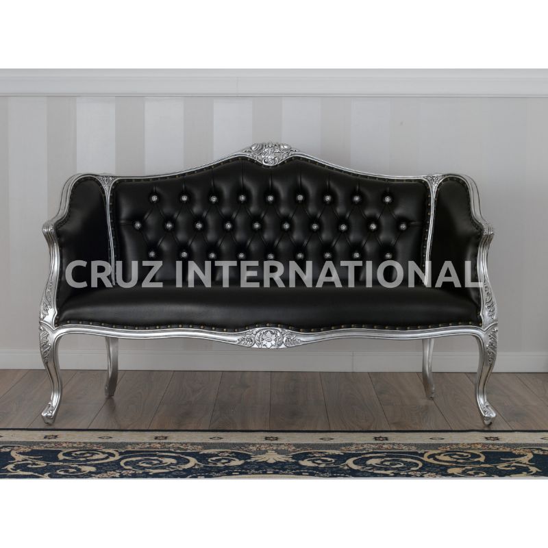 Classic Finley Carving Settee | Standard CRUZ INTERNATIONAL