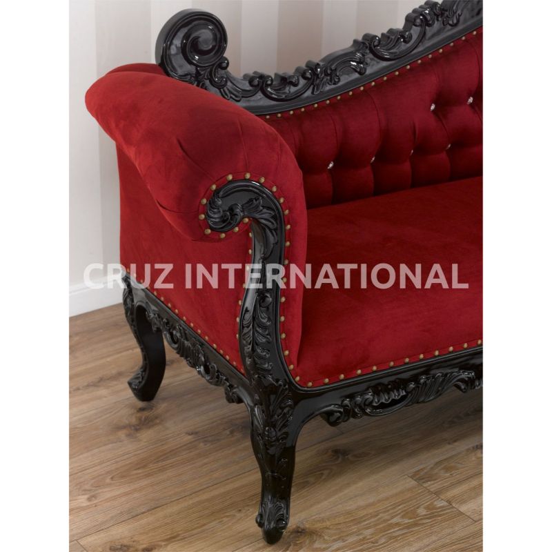 Classic Hector Carving Settee | Standard CRUZ INTERNATIONAL