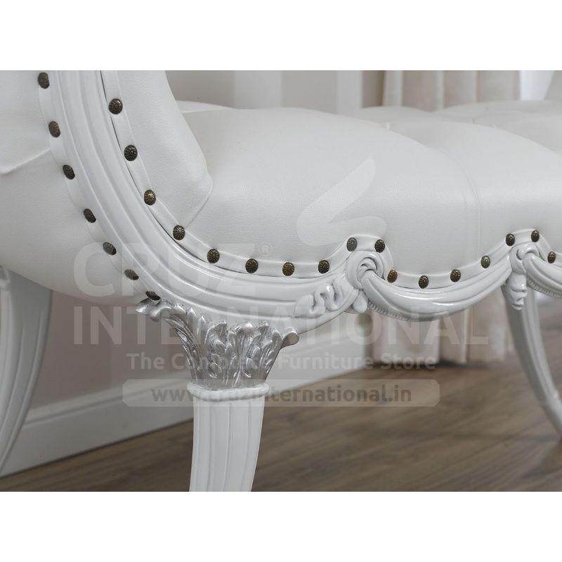 Classic Joseph Carving Settee | Standard CRUZ INTERNATIONAL